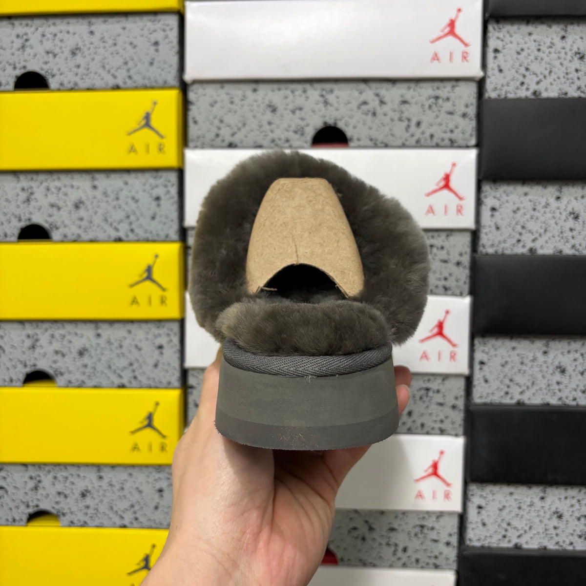 UGG Snow Boots – Gray Star Slide | 3cm Heel | Style #2550 | Sizes 35–40