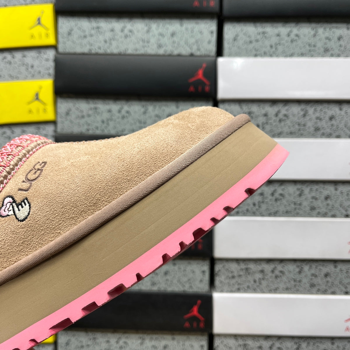 UGG Snow Boots – Blush Pink (Style #1122553) | Sizes 35–40