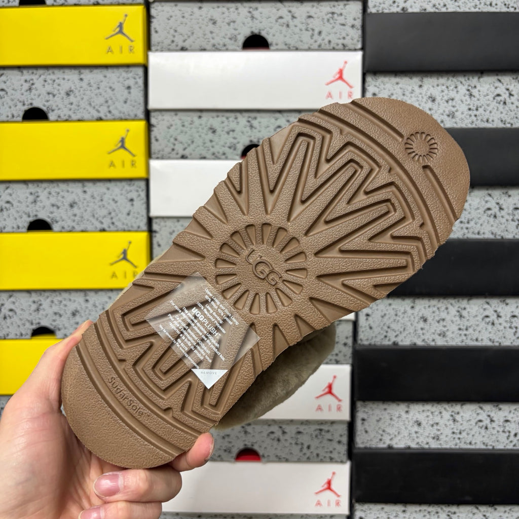 UGG Snow Boots – Antelope Brown Star Slide | 3cm Heel | Style #2550 | Sizes 35–40