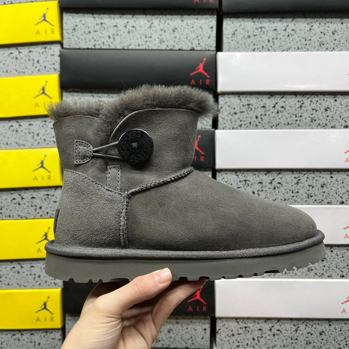 UGG Snow Boots – Classic Grey (Style #1016422) | Sizes 35–40