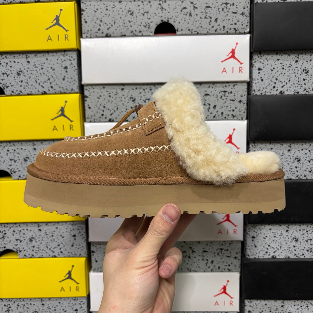 UGG Alpine Half-Toe Slipper – Chestnut (Style #W1158260) | Sizes 35–40