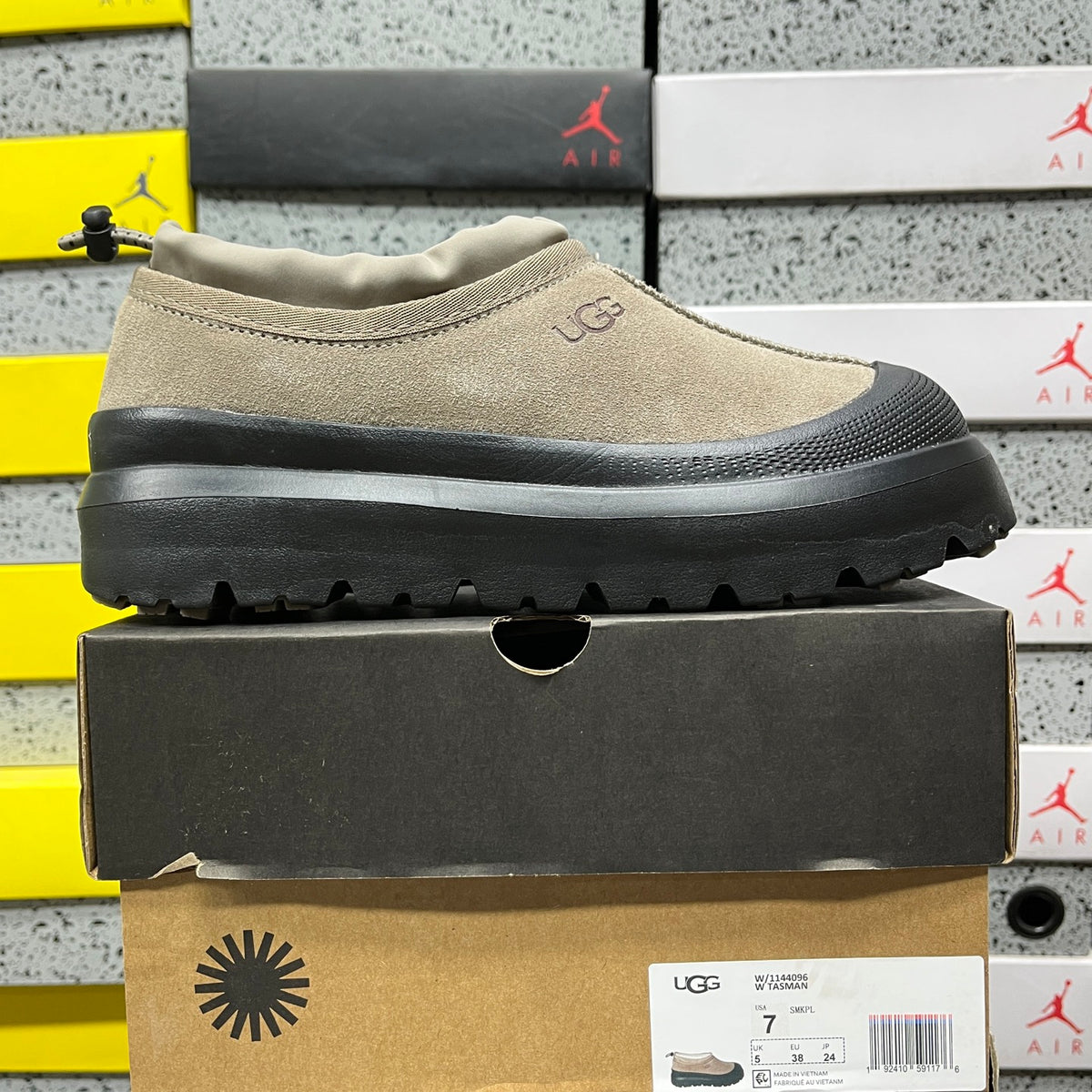 UGG Snow Boots – Misty Grey with Black Sole (Style #1144096) | Sizes 35–45
