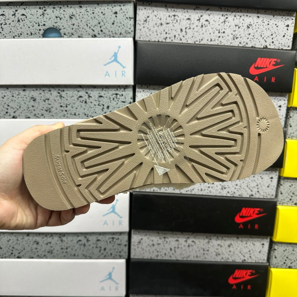 UGG Embroidered Half-Toe Slipper – Khaki (Style #5095) | Sizes 35–40