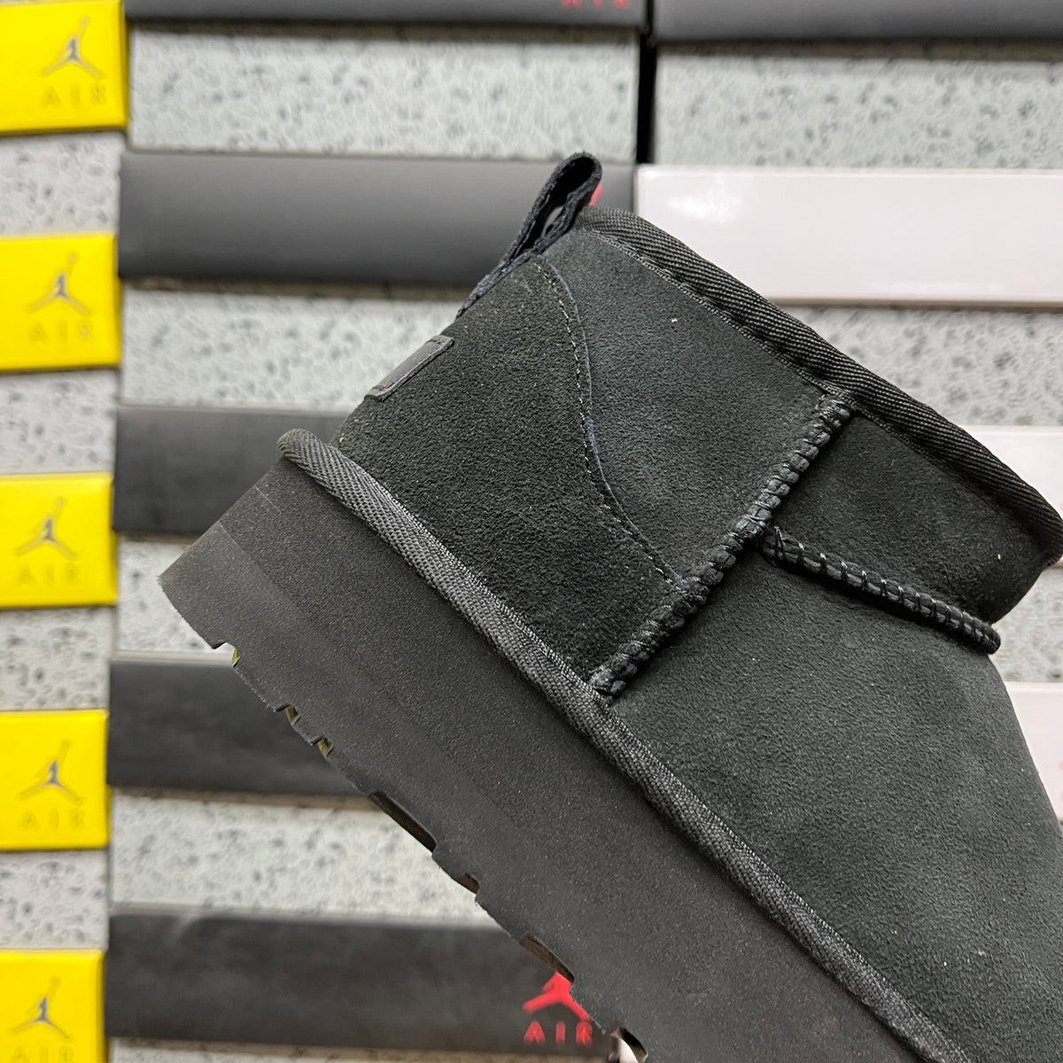 UGG Snow Boots – Black with 3cm Heel (Style #1135093) | Sizes 35–40