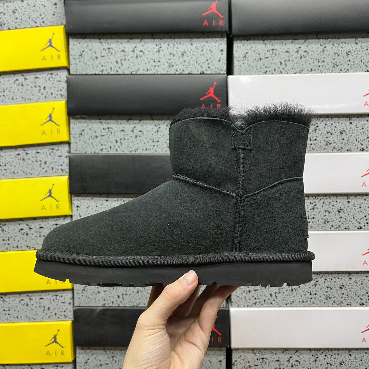 UGG Snow Boots – Classic Black (Style #1016422) | Sizes 35–40