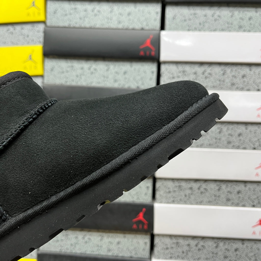 UGG Snow Boots – Classic Black (Style #1116109) | Sizes 35–40