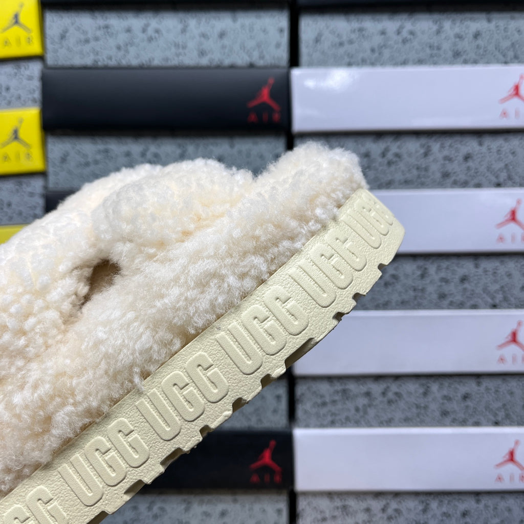 UGG Snow Boots – Beige (Style #1191135) | Sizes 35–40