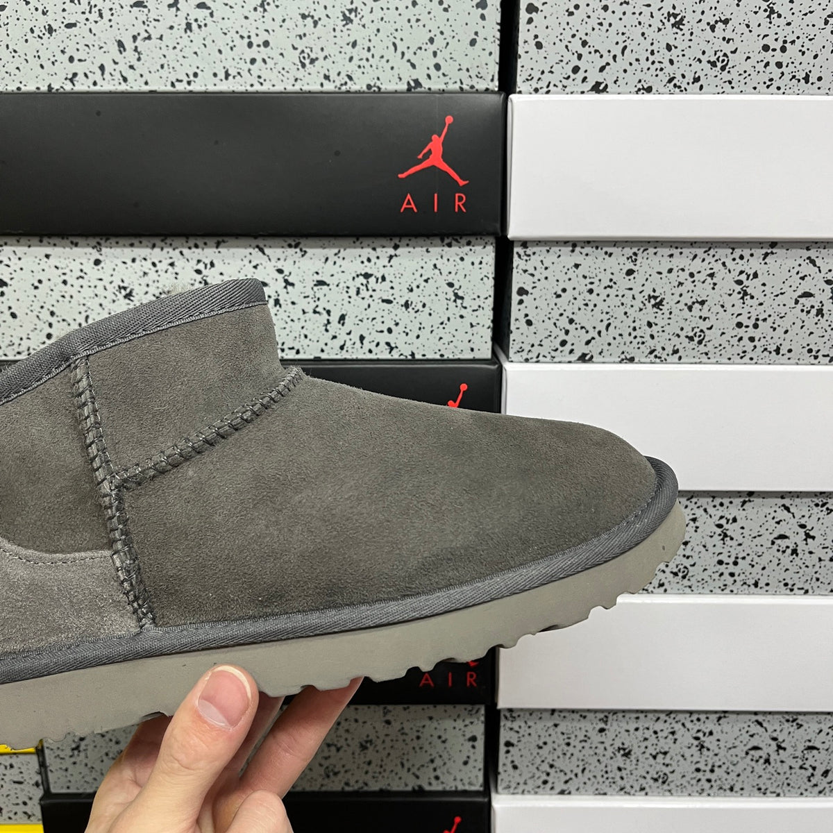 UGG Classic Mini II Boot – Grey (Style #W1116109) | Sizes 35–44