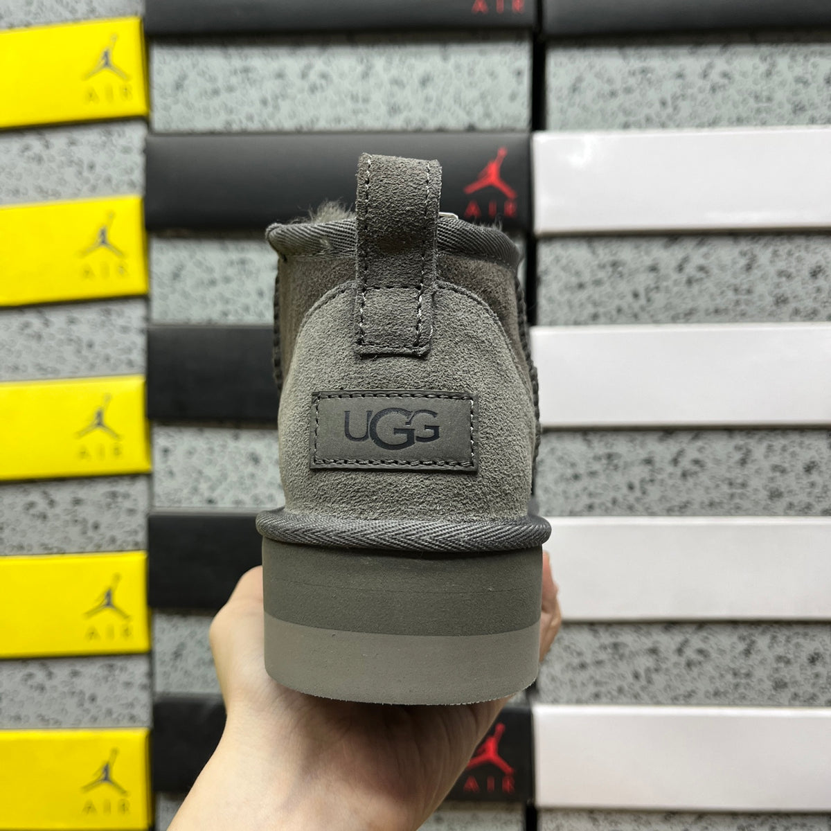 UGG Snow Boots – Grey with 3cm Heel (Style #1135093) | Sizes 35–40