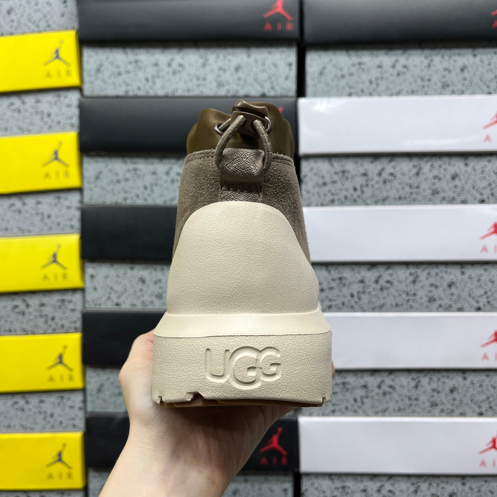 UGG Snow Boots – Walnut White | Style #113991 | Sizes 35–45