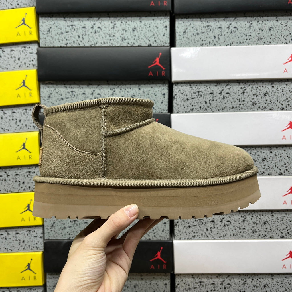 UGG Snow Boots – Antelope Brown with 3cm Heel (Style #1135093) | Sizes 35–40