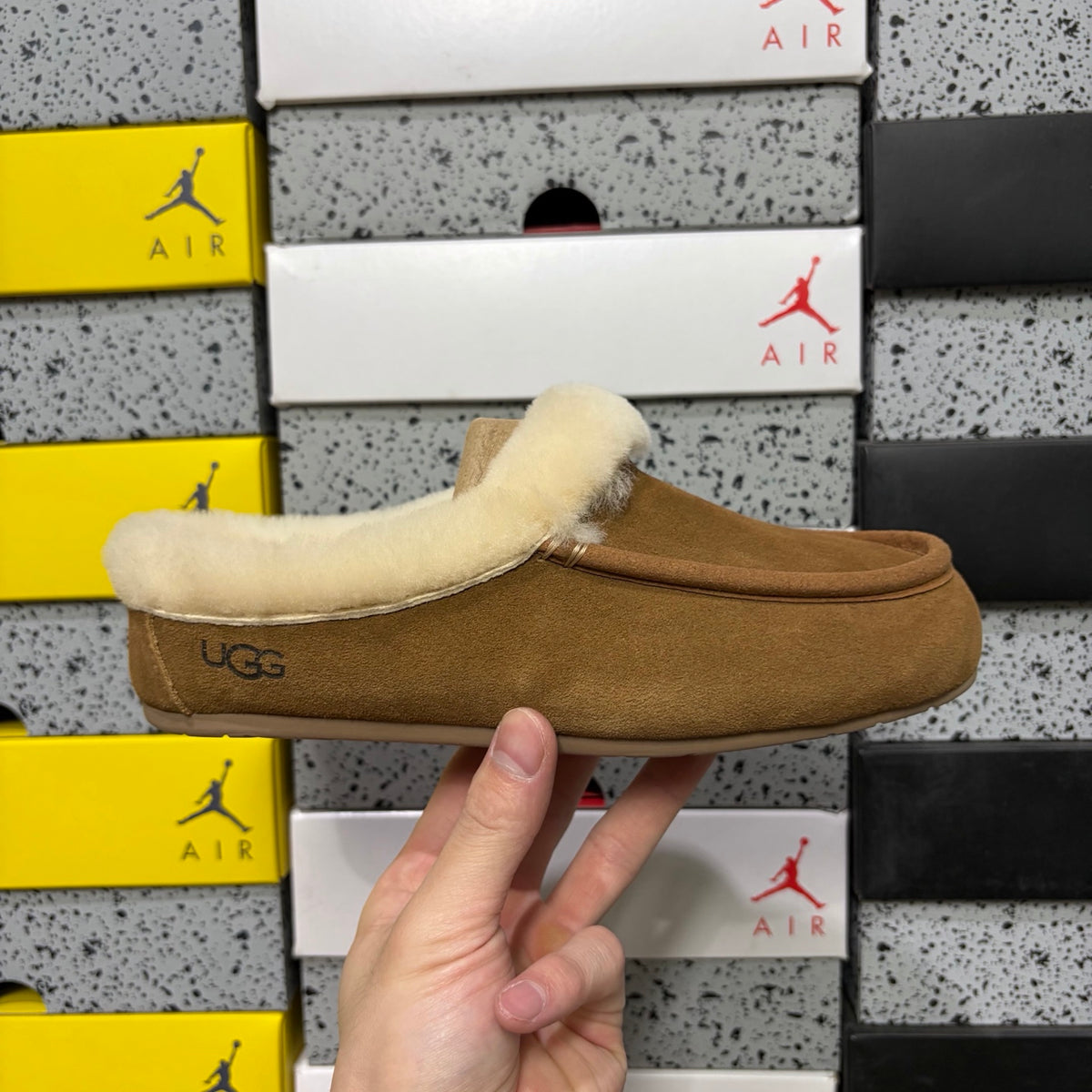 UGG Ansley Moccasin Slipper – Chestnut (Style #W1171391) | Sizes 35–40