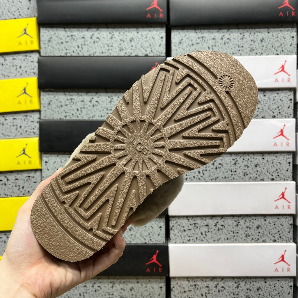 UGG Snow Boots – Antelope Brown (Style #1122550) | Sizes 35–40