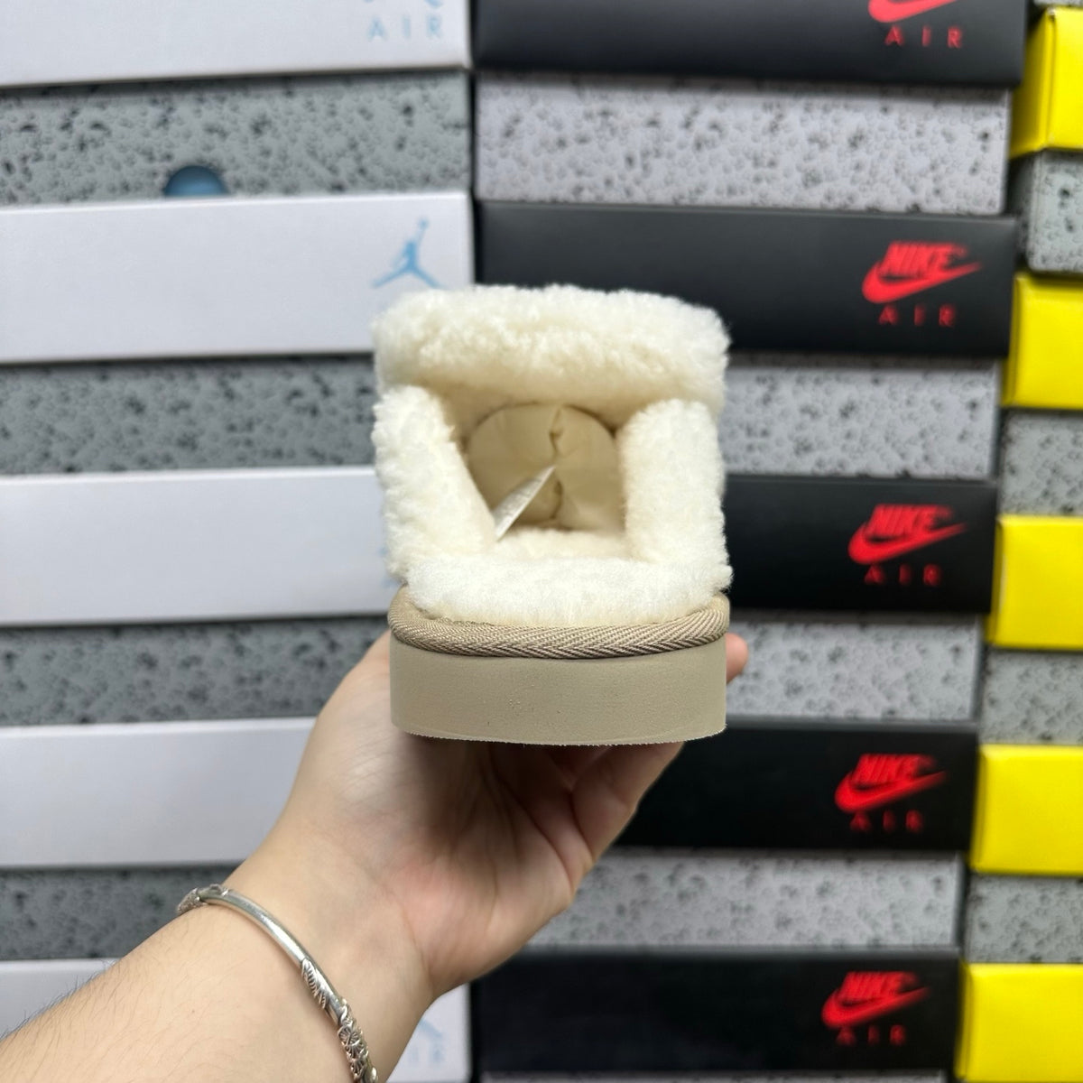 UGG Embroidered Half-Toe Slipper – Khaki (Style #5095) | Sizes 35–40