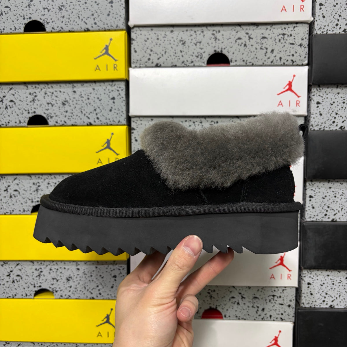 UGG Classic Festive Platform Boot – Black (Style #W1166773) | Sizes 35–40