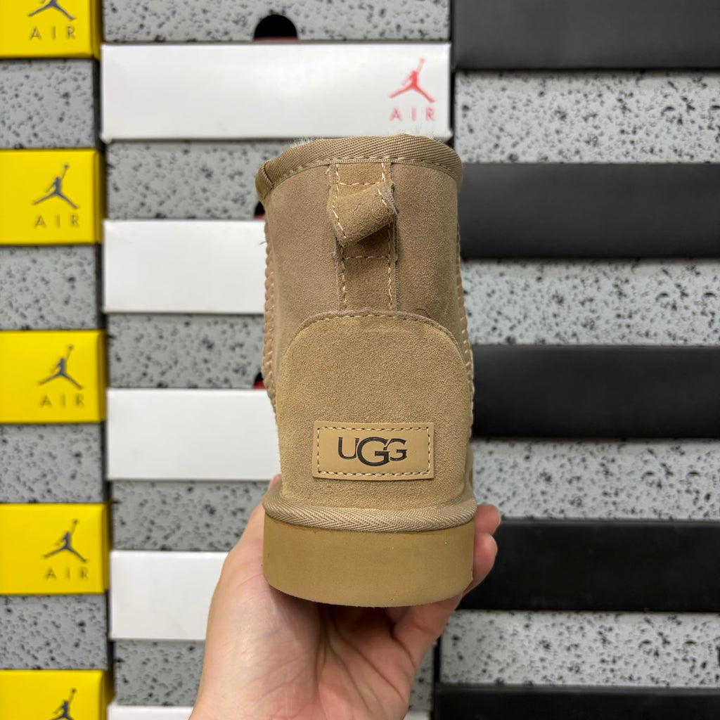 UGG Mid-Shaft Snow Boots – Sand | Classic Style #6222 | Sizes 35–44