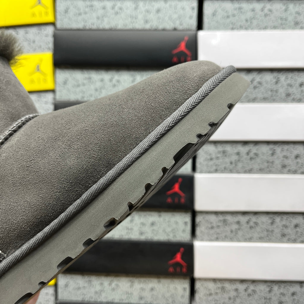 UGG Snow Boots – Classic Grey (Style #1016422) | Sizes 35–40