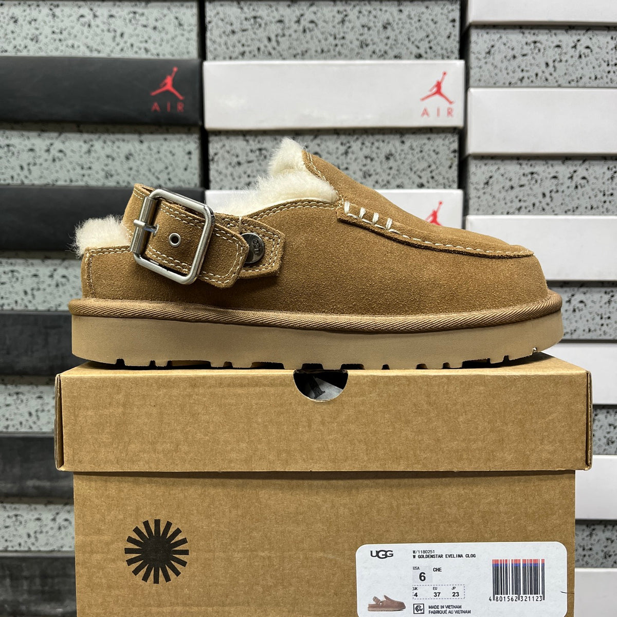 UGG Snow Boots – Chestnut (Style #1180251) | Sizes 35–40