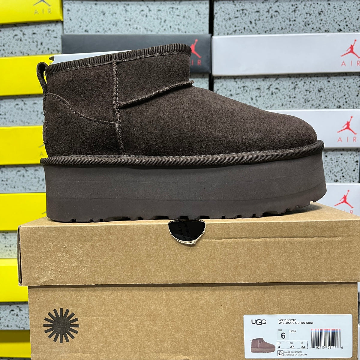 UGG Snow Boots – Chocolate with 5cm Heel (Style #1135092) | Sizes 35–40