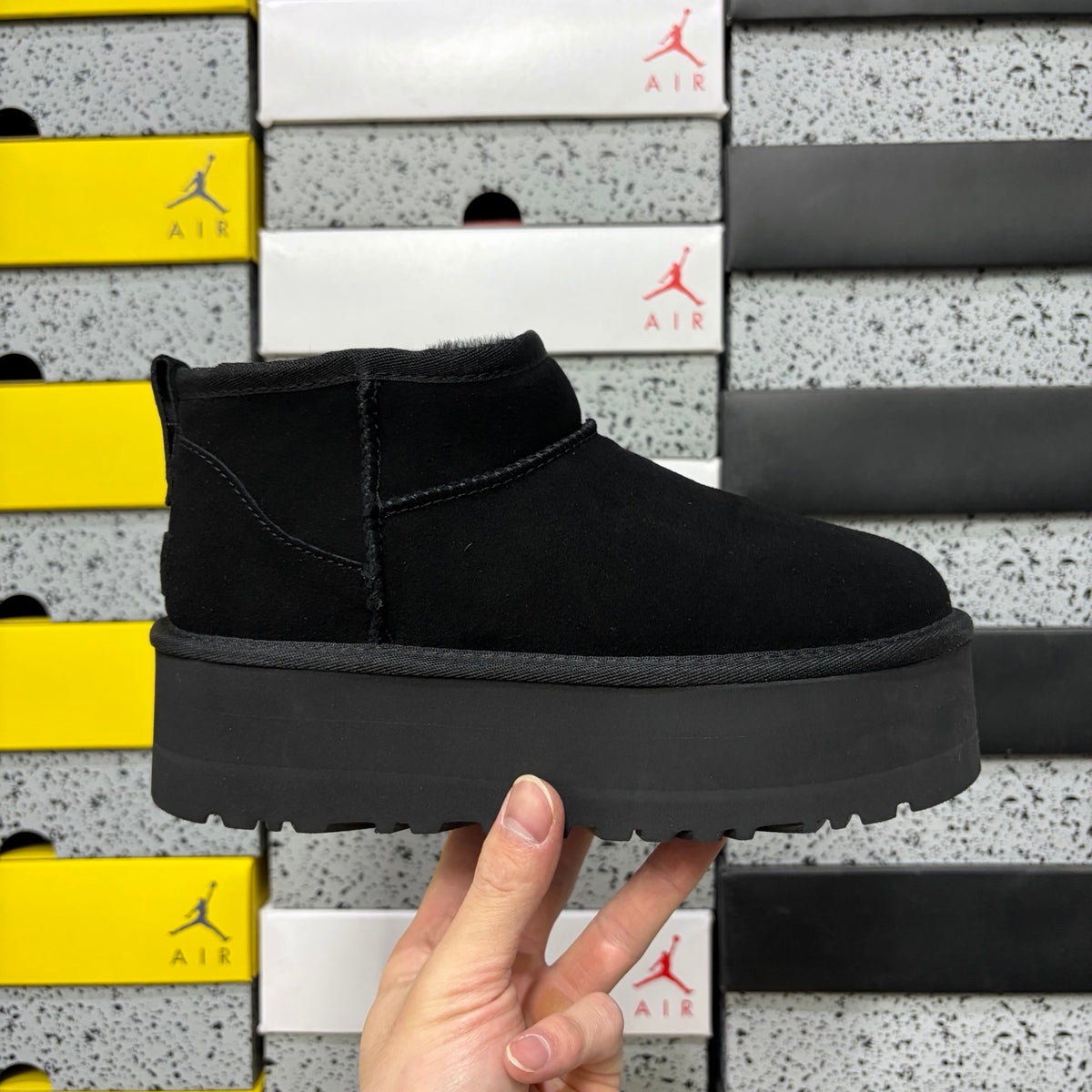 UGG Snow Boots – Black | 5cm Heel | Style #5092 | Sizes 35–40