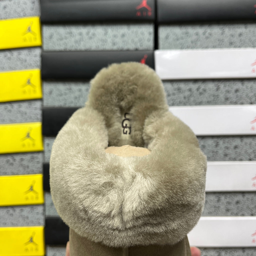 UGG Snow Boots – Antelope Brown (Style #1122550) | Sizes 35–40