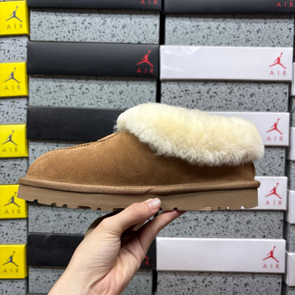 UGG Snow Boots – Chestnut Lightweight (Style #1134810) | Sizes 35–40