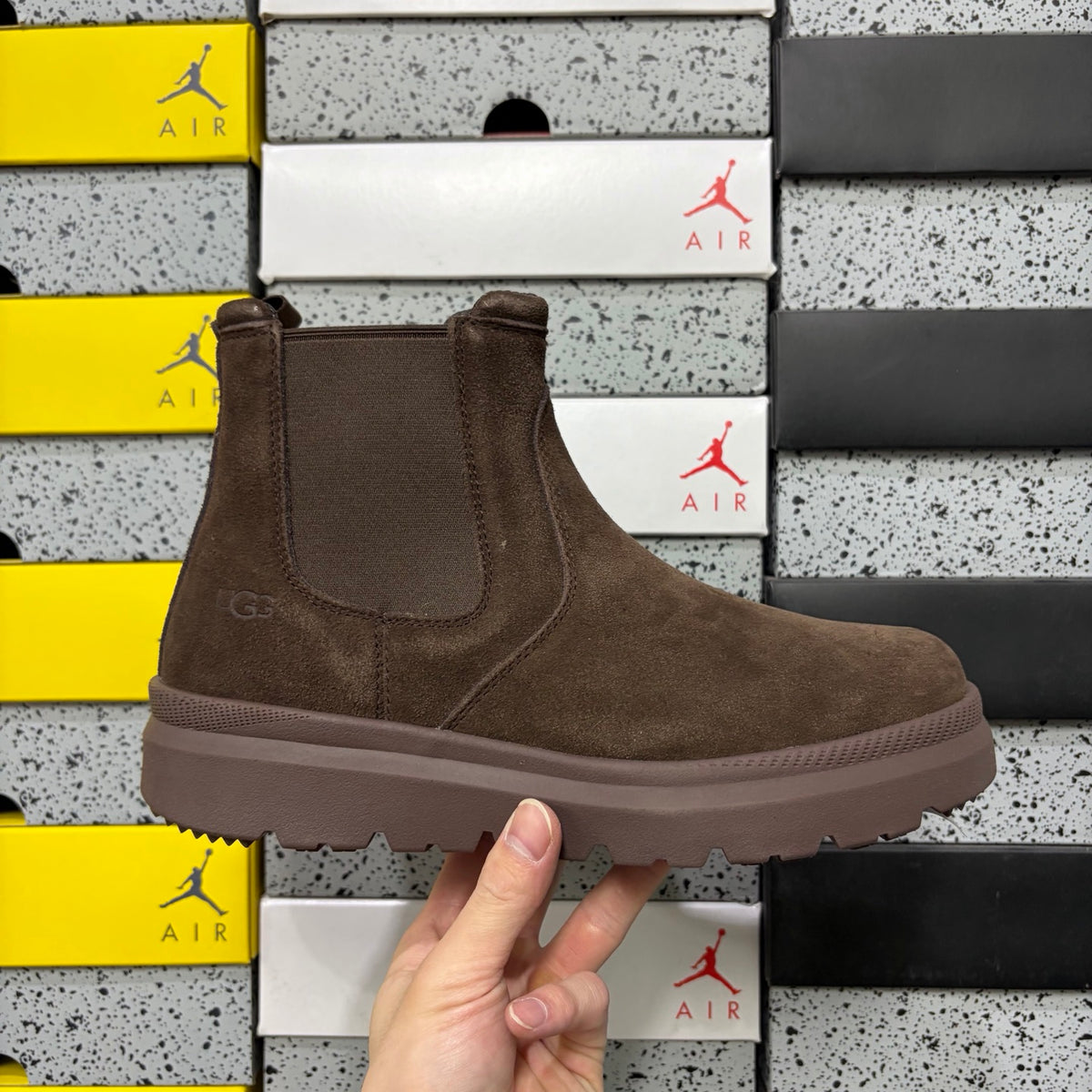 UGG Burleigh Chelsea Boot – Chocolate (Style #2050) | Sizes 39–44