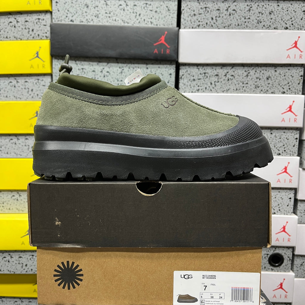 UGG Snow Boots – Green with Black Sole (Style #1144096) | Sizes 35–45