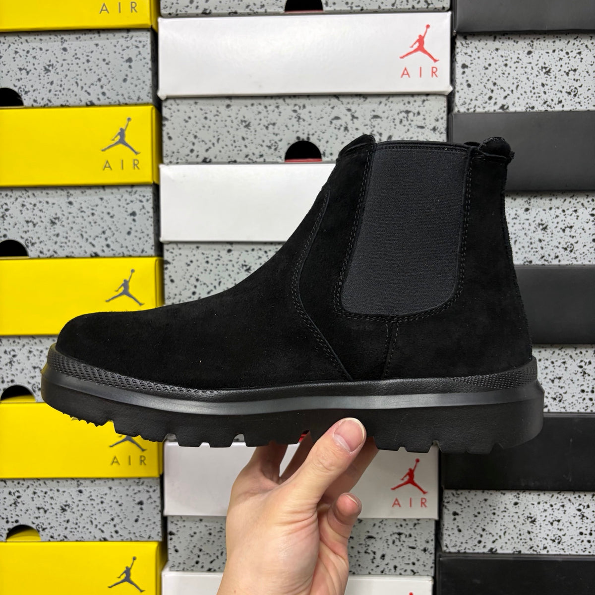 UGG Burleigh Chelsea Boot – Black (Style #2050) | Sizes 39–44