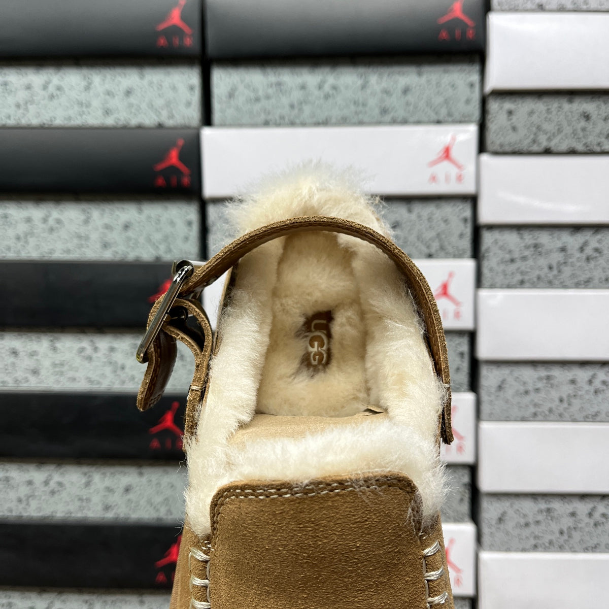 UGG Snow Boots – Chestnut (Style #1180251) | Sizes 35–40