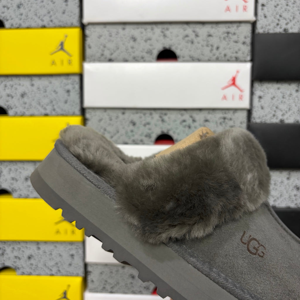 UGG Snow Boots – Gray Star Slide | 3cm Heel | Style #2550 | Sizes 35–40